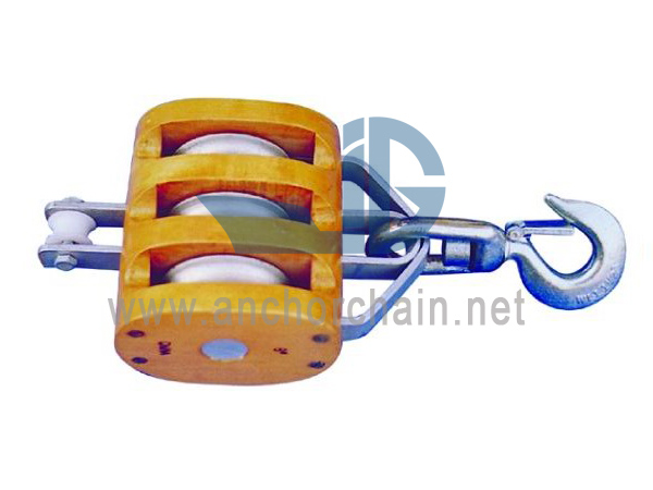 சுழலும் இணைப்பு வகையுடன் அமெரிக்க மரத் தொகுதி டிரிபிள்